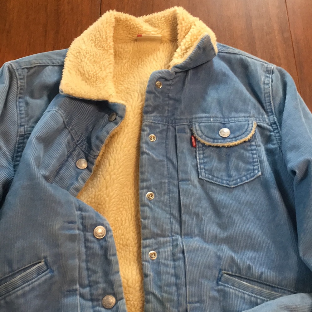 Vintage Levi’s baby blue cord jacket
